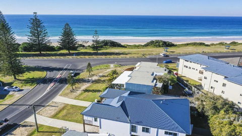 Ocean Spirit, 1 - 89 Yamba St - Accommodation Bookings 0