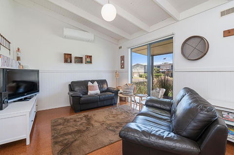 Ocean Spray Retreat - Accommodation Bookings 2