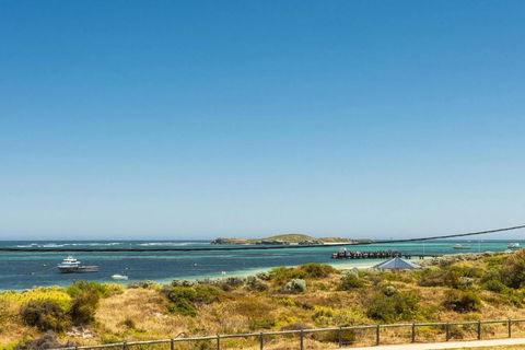 Ocean Sunset - Luxury Apartment With Ocean Views - Accommodation Bookings 0