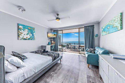 Ocean View 16A Studio Pool & Spa Wi-Fi - Accommodation Bookings 2