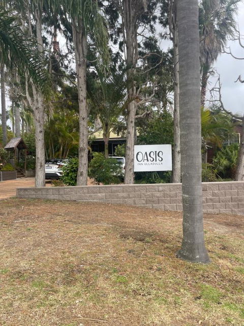 Oasis Inn Ulladulla - Welcoming Guests 18 Years And Older - Accommodation Bookings 2