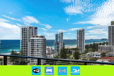 OPUS Apartment - Beach At Your Doorstep Short Walk To Light Rail - Accommodation Bookings 0