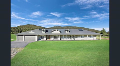 ON Keppies - BnB - Family Farm & Wedding Guest Accommodation Paterson NSW - Accommodation Bookings 0