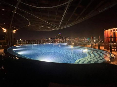 Ocean View 2BR Oasis With Resort Style Living - Accommodation Bookings 3