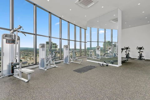 Ocean View 3Bed Apt In Surfers - Accommodation Bookings 2