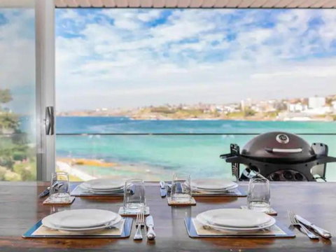 Ocean View Luxury 3 Bedroom Home With Balcony - Accommodation Bookings 3