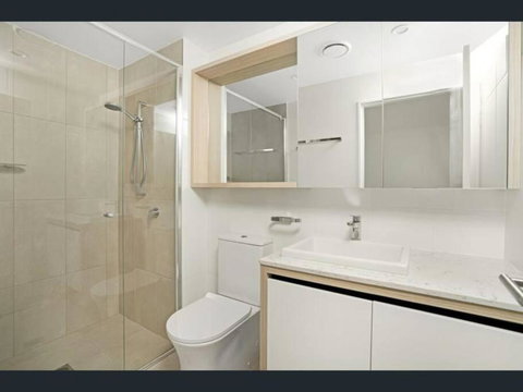 Ocean Views In The Heart Of Broadbeach! - Accommodation Bookings 1