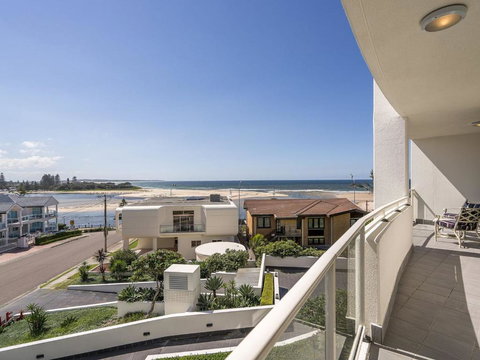 Ocean Views Unit 15 - Accommodation Bookings 0