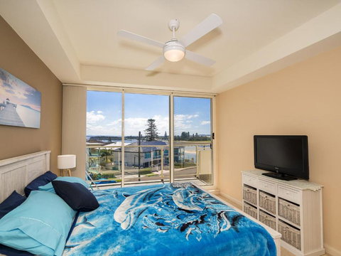 Ocean Views Unit 15 - Accommodation Bookings 1