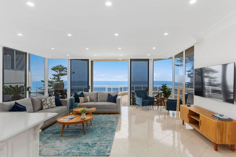 Ocean Vista Escape - A Lofty Beachfront Penthouse - Accommodation Bookings 0