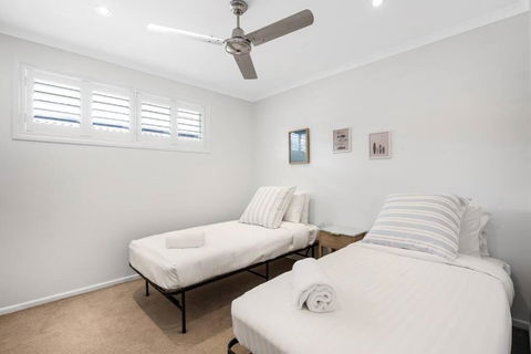 OCEAN55- Mooloolaba Family Holiday Home - Accommodation Bookings 2
