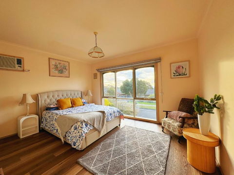 Oceanview 4B2B Two-story House With Big Balcony! - Accommodation Bookings 1
