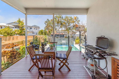 On Esplanade Own Flat & Pool, Manly Cafe Precinct - Accommodation Bookings 3