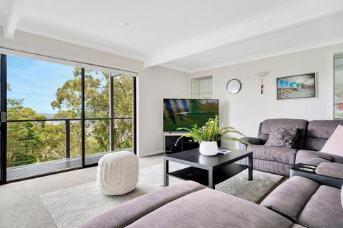 On Top Of The World - Accommodation Bookings 3