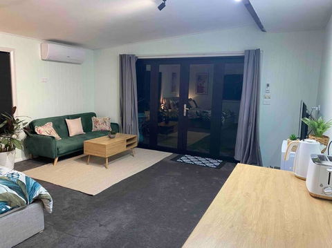 On Track Getaway - Accommodation Bookings 2
