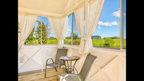 Orange Blossom- Comboyne Mountain Cottages - Accommodation Bookings 2