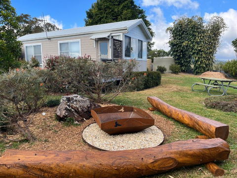 Orange Blossom- Comboyne Mountain Cottages - Accommodation Bookings 1