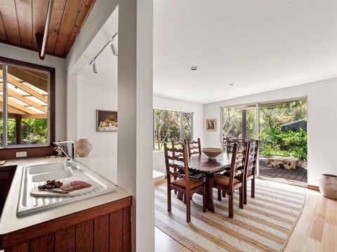 Orchard Homestead Countryside Retreat - Accommodation Bookings 2