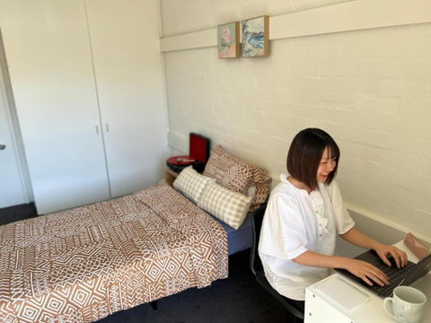 Ozi Village Cardigan - Accommodation Bookings 2