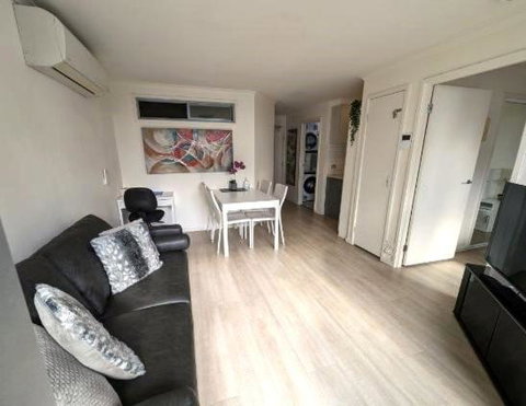 Onsite Parking, Self Check-in - Accommodation Bookings 0