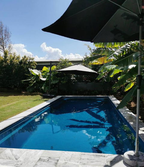 OXLEY Mineral Pool & Private Home SuburbanSTAY - Accommodation Bookings 1