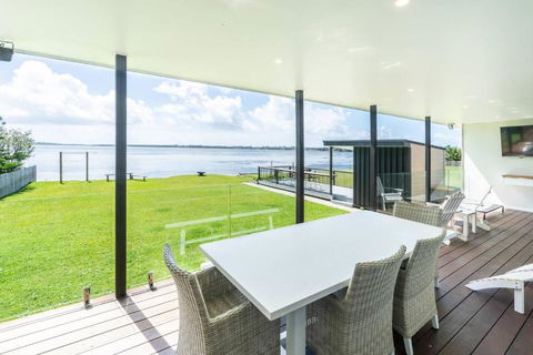 On The Corso - Sun-soaked Serenity With Lake Access - Accommodation Bookings 2