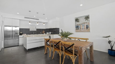 Pacific Piers - Accommodation Bookings 2