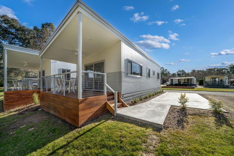 Painters Island Holiday Park - Accommodation Bookings 0