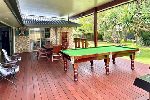 Pandanus Paradise. Newly Renovated 4 Bedroom Home - Accommodation Bookings 1
