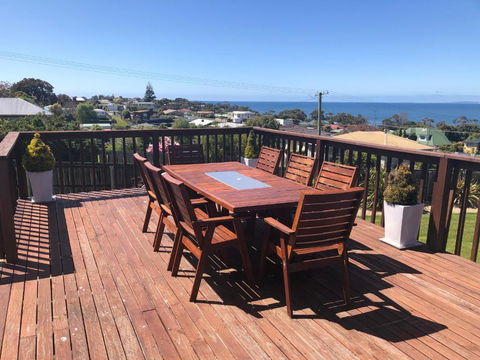 Panoramic Views On Walter - Accommodation Bookings 0