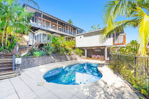 Paradise Palms - Resort Retreat With Panoramic Views - Accommodation Bookings 0