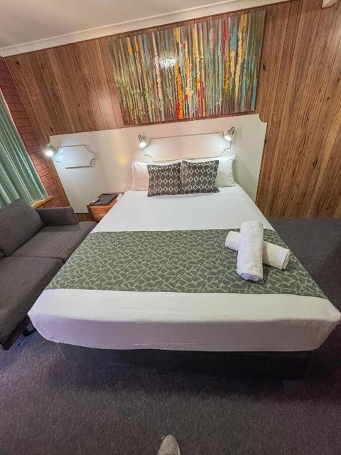 Pastoral Hotel Motel Echuca CBD - Accommodation Bookings 0