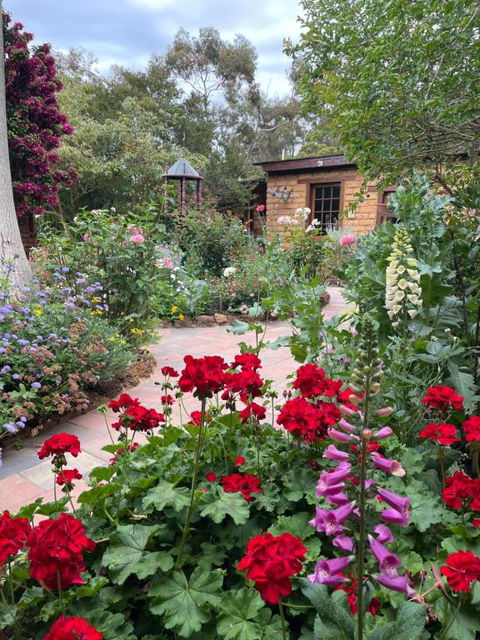 Patricias Garden Studio - Accommodation Bookings 0