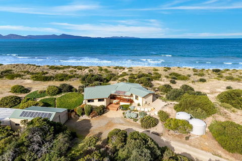 Peace & Plenty - Accommodation Bookings 1