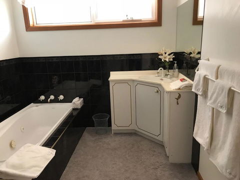 Penguin Seaside Homestay - Accommodation Bookings 3
