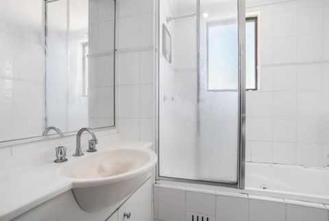 Penthouse Apartment - Accommodation Bookings 3