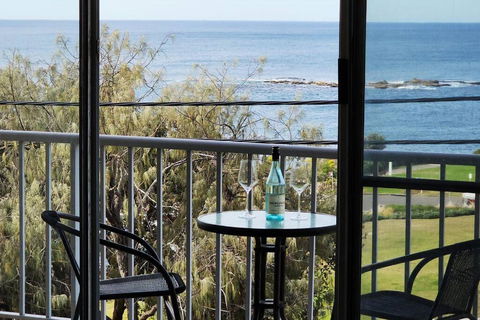 Penthouse Apartment Ocean Views - Accommodation Bookings 0