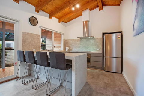 Port Central No 3 - Accommodation Bookings 2