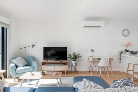 Perfect Port Melbourne Townhouse - Accommodation Bookings 1