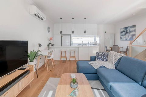 Perfect Port Melbourne Townhouse - Accommodation Bookings 3