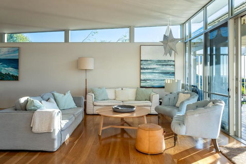 Percy Street I Private Properties - Accommodation Bookings 2