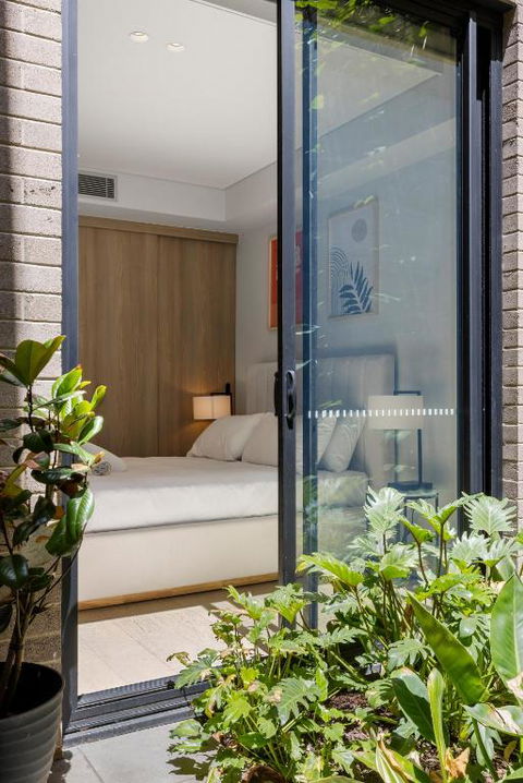 Perfect Vacation Home W Terrace & Private Garage - Accommodation Bookings 2