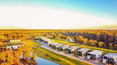 Perricoota Waters - Echuca Holiday Homes - Accommodation Bookings 2