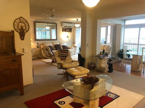 Phoenixonking - Accommodation Bookings 2