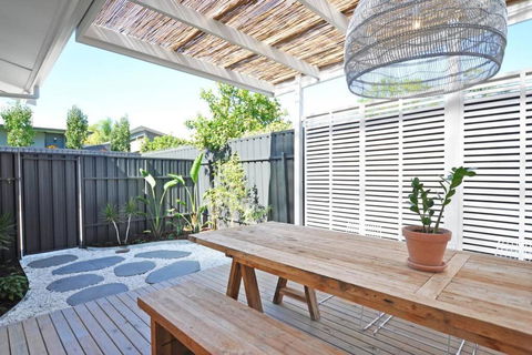 Pine At Arlos Glenelg South - Accommodation Bookings 0