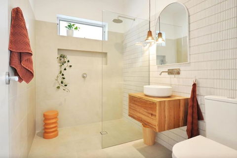 Pine At Arlos Glenelg South - Accommodation Bookings 2
