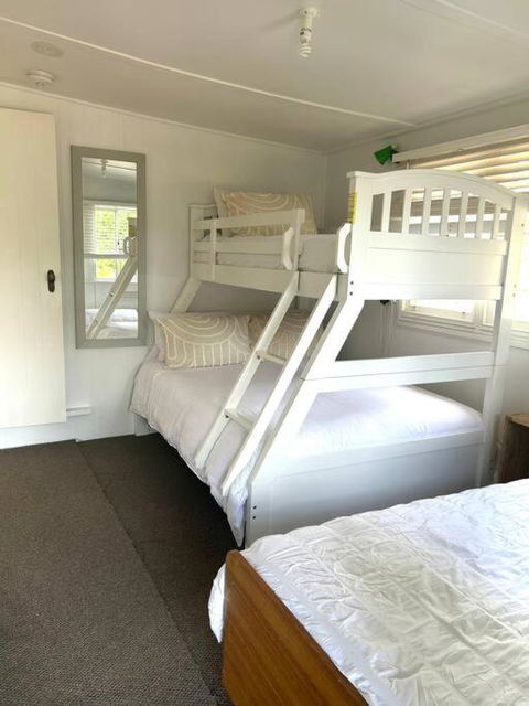 Pine Cottage - Accommodation Bookings 3