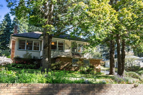 Pine Lodge - Accommodation Bookings 0