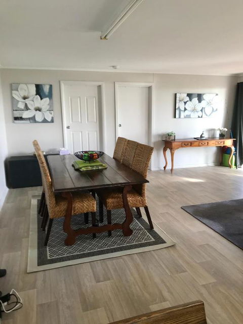 Pine View Holiday Rental - Accommodation Bookings 2