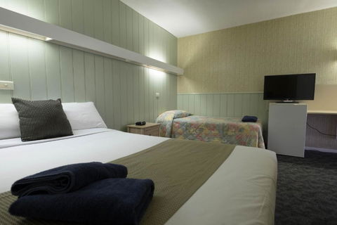 Pioneer Station Motor Inn - Accommodation Bookings 3
